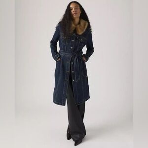 Levi’s Longline Fur Trucker Jacket